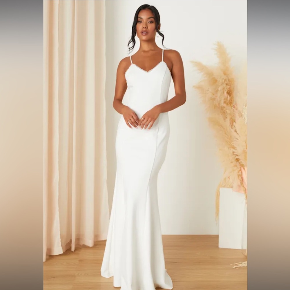 Lulu's Taliana Elegant White Wedding Dress NWOT